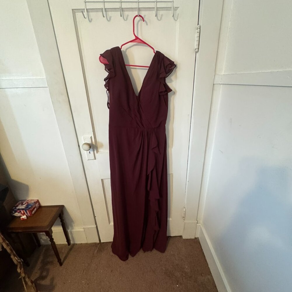 Morilee by Madeline Gardner Bordeaux Cap Sleeve Gown.  Size 16.  NWT.